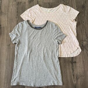 Apt. 9 Gray and H&M Pink short sleeve tops size medium bundle